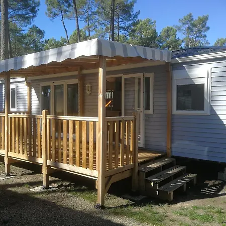 Campsite Sweet Landes Contis Saint-Julien-en-Born